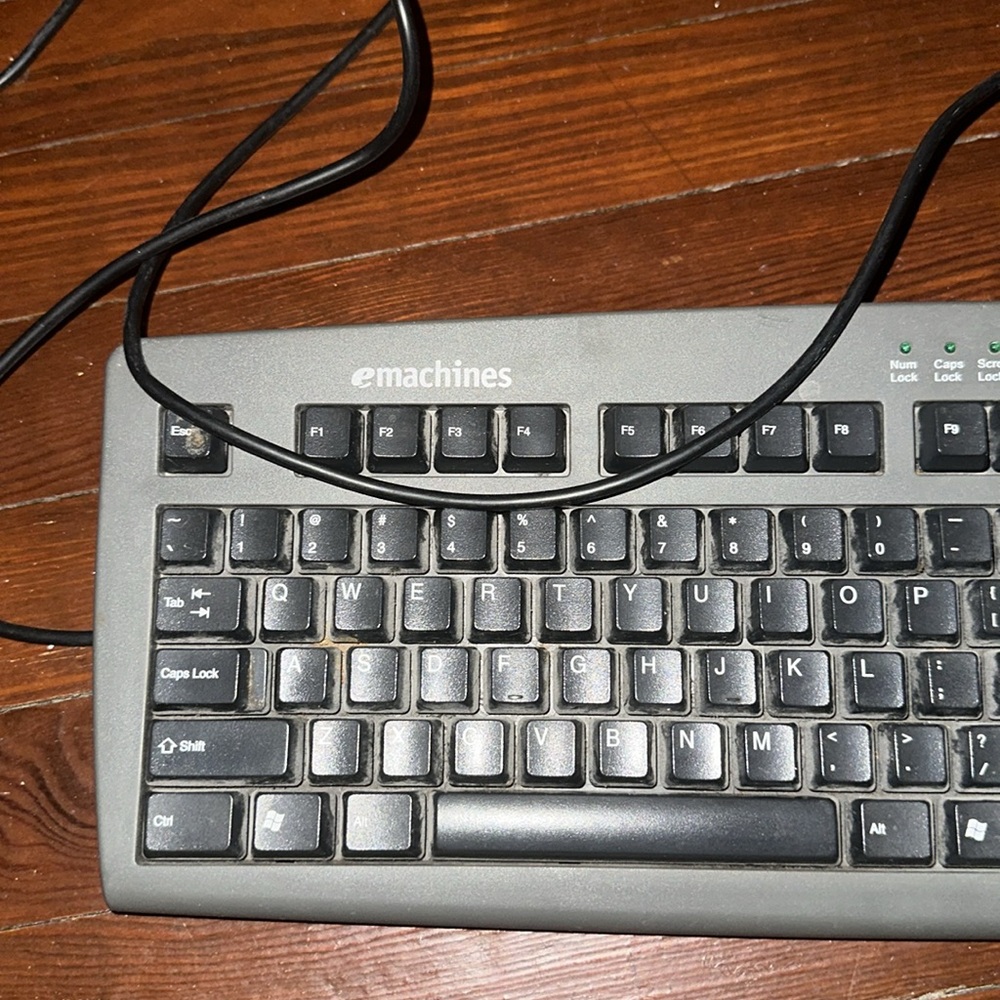 eMachines Black Keyboard - Picture 3 of 3